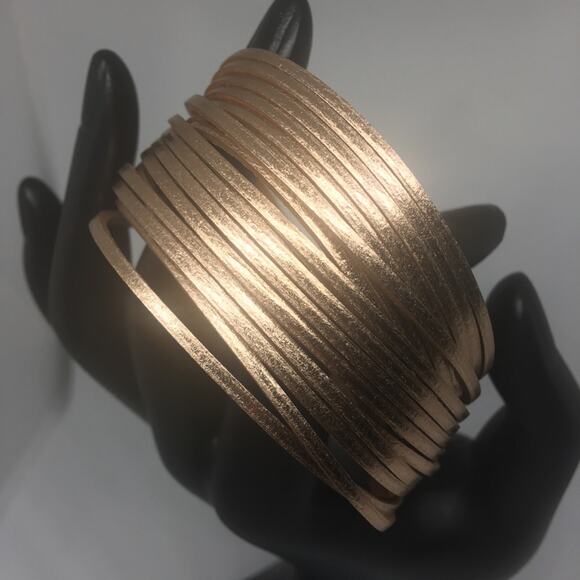 Multi Row Bracelet Magnetic Closure - Rose Gold - Picture 1 of 5